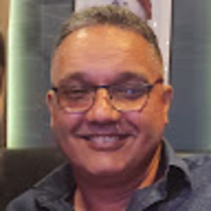 Meet your Posher, Ismael